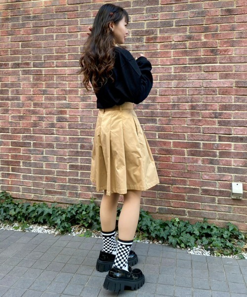 Candy Stripper（キャンディストリッパー）の「PRETENDING CULOTTE スカート（スカート・レディース・ベージュ/ブラック/グレー・2）」の6枚目の写真