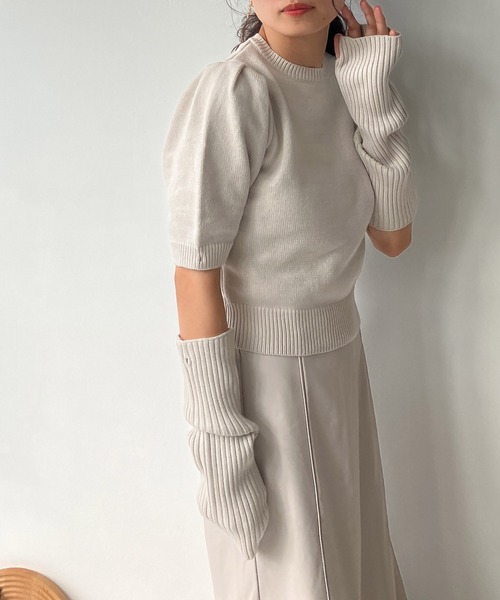 AS KNOW AS plus（アズノゥアズプラス）の「♪アームウォーマー ニット セット（ニット/セーター・レディース・オレンジ/ブルー/グリーン/アイボリー・FREE）」の13枚目の写真