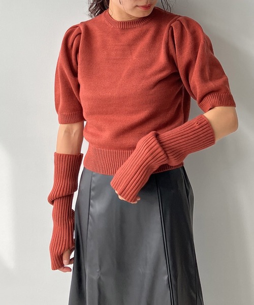 AS KNOW AS plus（アズノゥアズプラス）の「♪アームウォーマー ニット セット（ニット/セーター・レディース・オレンジ/ブルー/グリーン/アイボリー・FREE）」の19枚目の写真