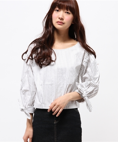 Chico(チコ)の「袖リボンBL(シャツ/ブラウス・レディース・オフホワイト/その他18/ブルー・FREE)」の13枚目の写真