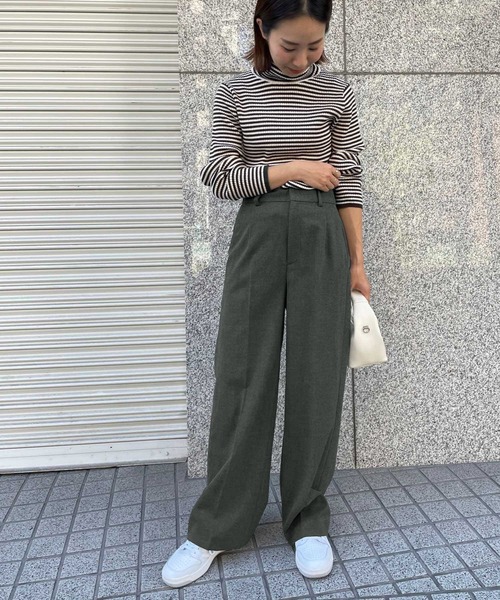 URBAN RESEARCH DOORS(アーバンリサーチドアーズ)の「TRストレートトラウザー(その他パンツ・レディース・チャコールグレー/パープル/ベージュ・SMALL/MEDIUM)」の14枚目の写真