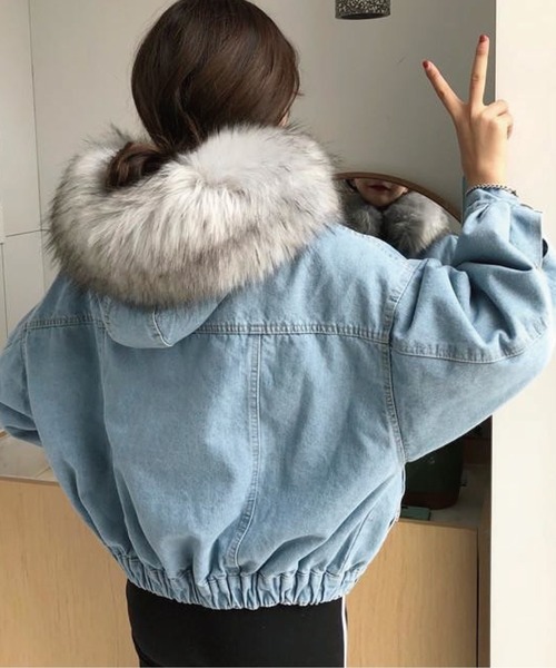 meJane(ミージェーン)の「エコファーゆるシルエットデニムジャケット(デニムジャケット・レディース・グレー/ピンク・FREE)」の8枚目の写真