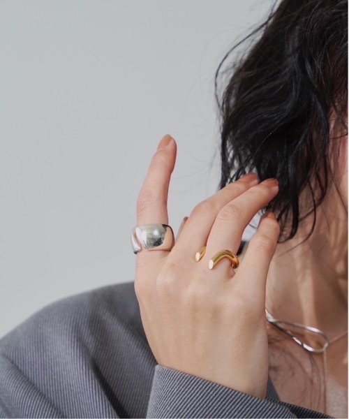 loni(ロニ)の「【金属アレルギー対応】Root open ring(デザインリング)/ニッケルフリーメッキ(リング・レディース・シルバー/ゴールド・#9/#11/#13)」の7枚目の写真