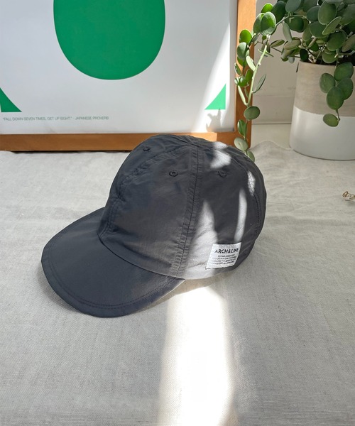 ARCH & LINE(アーチアンドライン)の「リサイクルナイロンキャップ UVCUT NYLON BASIC CAP(キャップ・キッズ・チャコールグレー/ライトベージュ/ミント・60/57/54/48)」の1枚目の写真