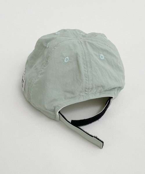 ARCH & LINE(アーチアンドライン)の「リサイクルナイロンキャップ UVCUT NYLON BASIC CAP(キャップ・キッズ・チャコールグレー/ライトベージュ/ミント・60/57/54/48)」の11枚目の写真