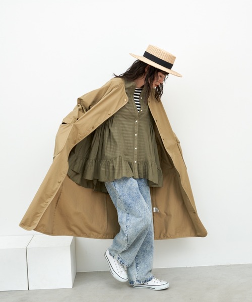 Libra Cue（リブラ キュー）の「コットンボリュームロングコート（ノーカラーコート・レディース・ベージュ/ブラック・FREE）」の4枚目の写真