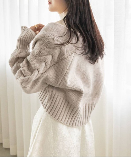 RANDA（ランダ）の「袖ケーブル編みニットボレロ（ニット/セーター・レディース・ブルー/グレー/ホワイト・FREE）」の10枚目の写真
