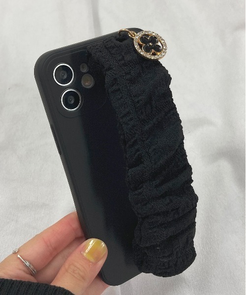 セール】ふわふわハンドル・チャーム付き スマホケース / スマホカバー
