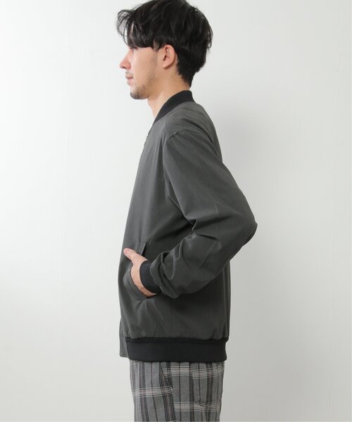 ikka(イッカ)の「【撥水】Teflon(R)ストレッチブルゾン(ブルゾン・メンズ・ネイビー/オリーブ/グレー・S/XL/M/L)」の4枚目の写真