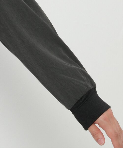 ikka(イッカ)の「【撥水】Teflon(R)ストレッチブルゾン(ブルゾン・メンズ・ネイビー/オリーブ/グレー・S/XL/M/L)」の8枚目の写真