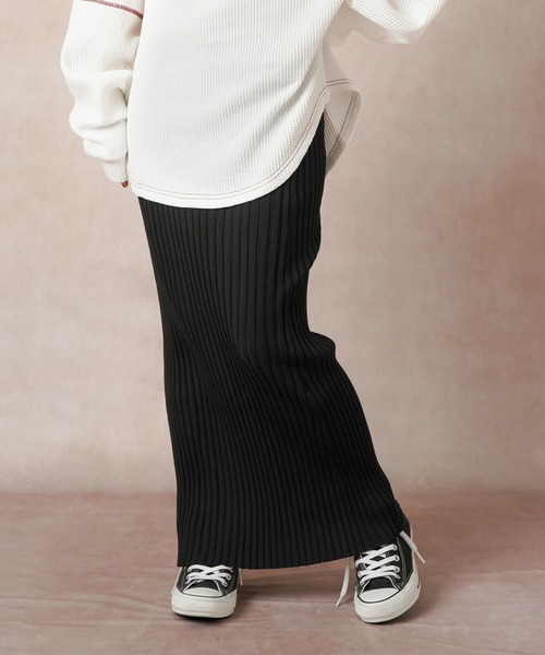 Lull（ルル）の「【Lull / ルル】セッアップ可/ニットリブタイトスカート（スカート・レディース・ベージュ/ブラック・ONESIZE）」の5枚目の写真