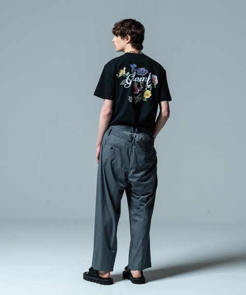 glamb（グラム）の「Flower Logo T / フラワーロゴT（Tシャツ