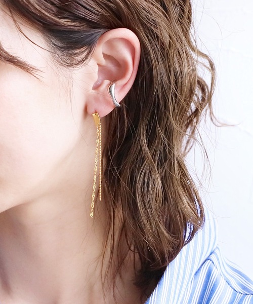 reca(レカ)の「ダブルチェーンピアス(ピアス(両耳用)・レディース・シルバー/ゴールド・ONE SIZE)」の2枚目の写真