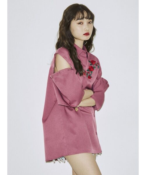 jouetie（ジュエティ）の「オープンショルダーエンブロイダリーシャツ（シャツ/ブラウス・レディース・ブラック/ピンク/アイボリー・MEDIUM）」の12枚目の写真