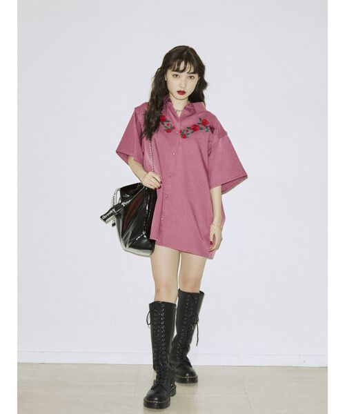 jouetie（ジュエティ）の「オープンショルダーエンブロイダリーシャツ（シャツ/ブラウス・レディース・ブラック/ピンク/アイボリー・MEDIUM）」の19枚目の写真