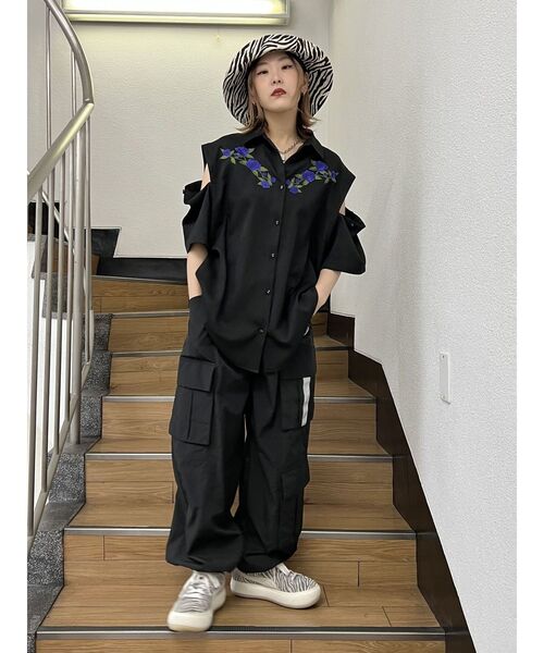 jouetie（ジュエティ）の「オープンショルダーエンブロイダリー