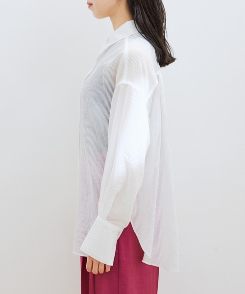 VIS(ビス)の「オーバーサイズストライプシアーシャツ(シャツ/ブラウス・レディース・ホワイト/サックスブルー/イエロー系その他・FREE)」の14枚目の写真