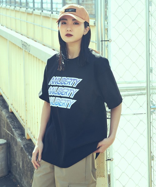 ANLIBERTY ANAP(アンリバティアナップ)の「cvcロゴプリントTシャツ【ユニセックス】(Tシャツ/カットソー・レディース・イエロー/ブラック/ダークグレー・S/M)」の11枚目の写真
