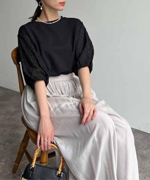 Chez toi(シェトワ)の「袖カットワークレースカットプルオーバー(Tシャツ/カットソー・レディース・グリーン/オレンジ/ブラック/オフホワイト・FREE)」の6枚目の写真
