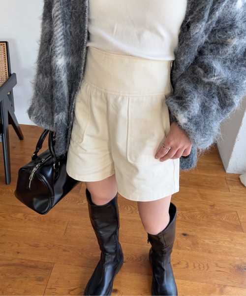 EPIMI E'PIMMY（エピミエピミー）の「ハイウエストツイルショートパンツ（その他パンツ・レディース・ブラック/オフホワイト/モカ/カーキ・MEDIUM）」の2枚目の写真