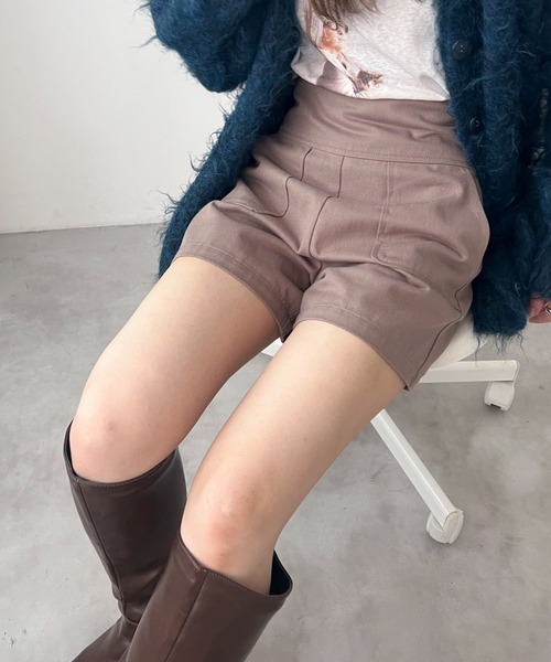 EPIMI E'PIMMY（エピミエピミー）の「ハイウエストツイルショートパンツ（その他パンツ・レディース・ブラック/オフホワイト/モカ/カーキ・MEDIUM）」の4枚目の写真