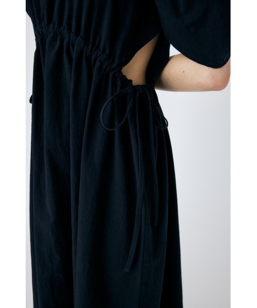 MOUSSY（マウジー）の「TUCK VOLUME SLEEVE ドレス（ワンピース・レディース・ブラック/グリーン/ホワイト・2/1）」の20枚目の写真