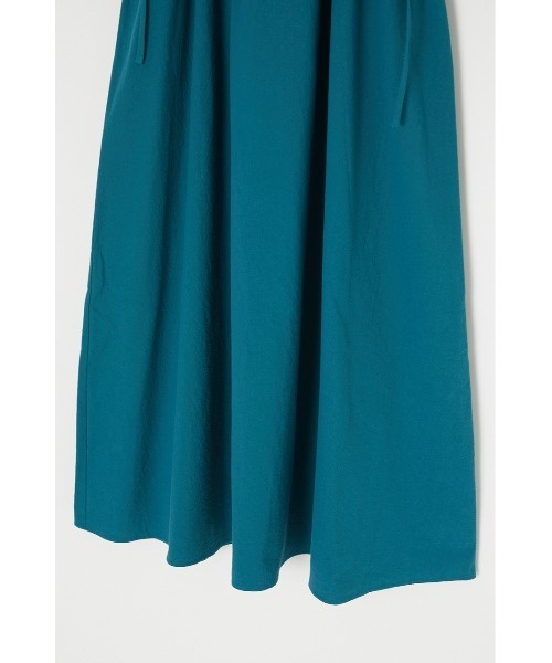 MOUSSY（マウジー）の「TUCK VOLUME SLEEVE ドレス（ワンピース・レディース・ブラック/グリーン/ホワイト・2/1）」の19枚目の写真