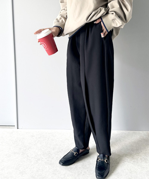 Java(ジャバ)の「《JaVa ジャバコラボ》美脚&お洒落見え バナナパンツ(スラックス・レディース・ブラウン系その他/ブラック/ライトベージュ・LARGE/X-LARGE/SMALL/MEDIUM)」の14枚目の写真