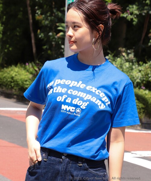 Ray BEAMS（レイビームス）の「GOOD ROCK SPEED × Ray BEAMS / 別注 NYC Tシャツ（Tシャツ/カットソー・レディース・ブルー/ピンク・ONE SIZE）」の3枚目の写真