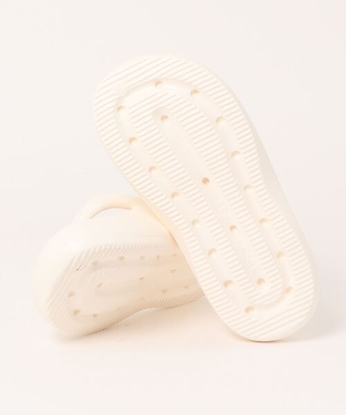 Ritzy（リッツィー）の「厚底ボリュームトングサンダル（サンダル・レディース・ホワイト/ブラック・23/23.5/24）」の10枚目の写真