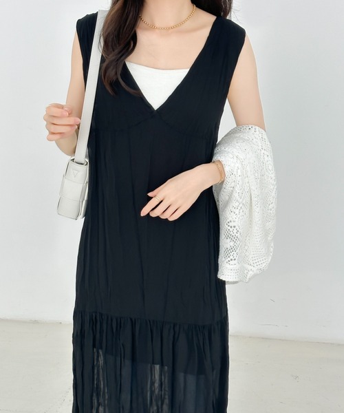 ECLIN(エクラン)の「ワッシャーキャミソールワンピース(ワンピース・レディース・カーキ/ホワイト/ブラック・M/L)」の14枚目の写真