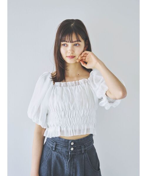 dazzlin(ダズリン)の「バルーンオーガンチュールブラウス(シャツ/ブラウス・レディース・グレー/オフホワイト/ブラック・FREE)」の4枚目の写真