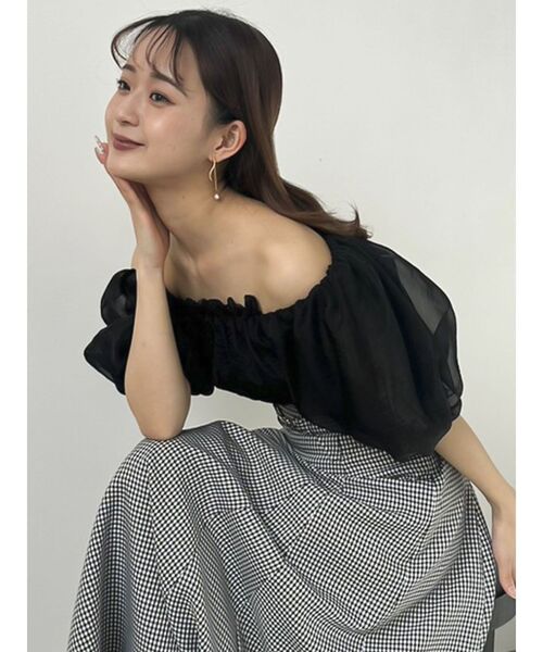 dazzlin(ダズリン)の「バルーンオーガンチュールブラウス(シャツ/ブラウス・レディース・グレー/オフホワイト/ブラック・FREE)」の13枚目の写真