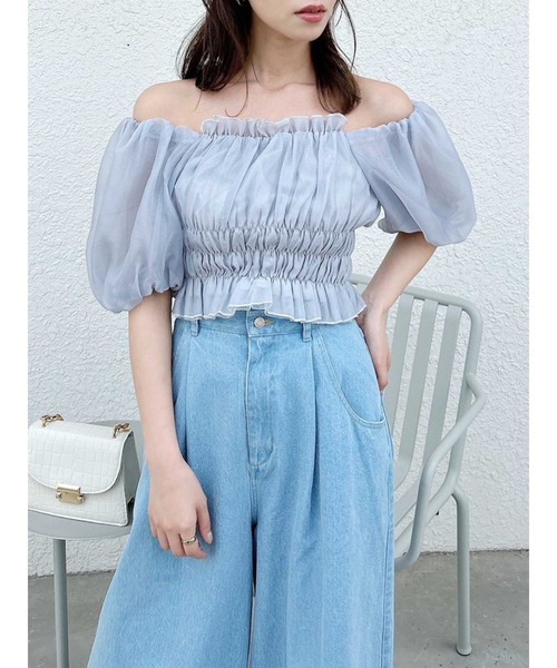 dazzlin(ダズリン)の「バルーンオーガンチュールブラウス(シャツ/ブラウス・レディース・グレー/オフホワイト/ブラック・FREE)」の3枚目の写真