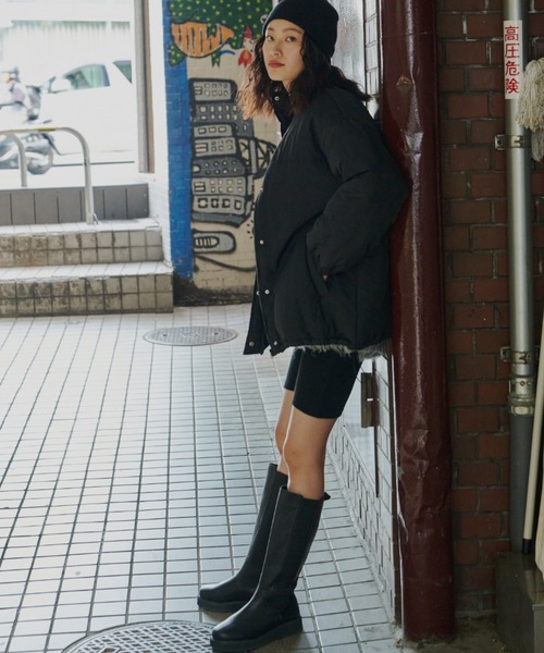 Auntie Rosa Holiday(アンティローザホリデー)の「※入荷禁止※中綿オーバーサイズコート / ブルゾン(ブルゾン・レディース・キャメル/ブラック/アイボリー・FREE)」の12枚目の写真
