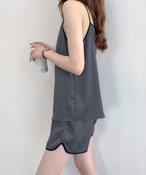 NinaetLina(ニナエリナ)の「セットアップルームウエア(ルームウェア/パジャマ・レディース・ダークグレー/アイボリー/ピンク/ブラック・FREE)」の3枚目の写真