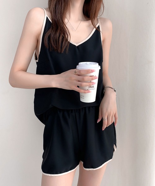 NinaetLina(ニナエリナ)の「セットアップルームウエア(ルームウェア/パジャマ・レディース・ダークグレー/アイボリー/ピンク/ブラック・FREE)」の2枚目の写真