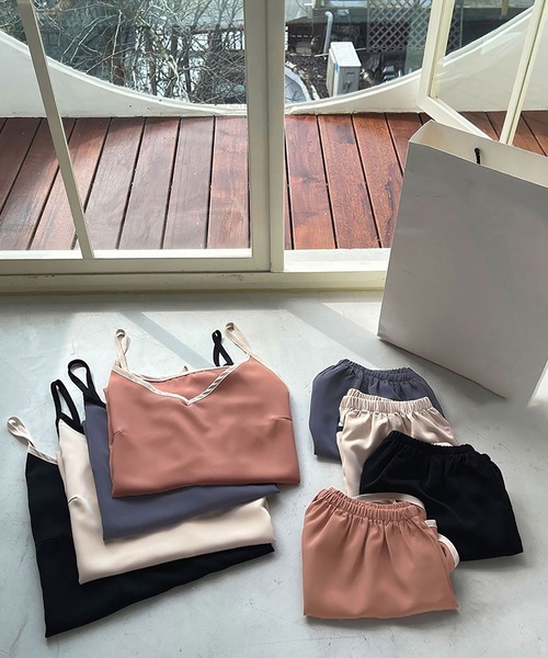 NinaetLina(ニナエリナ)の「セットアップルームウエア(ルームウェア/パジャマ・レディース・ダークグレー/アイボリー/ピンク/ブラック・FREE)」の6枚目の写真