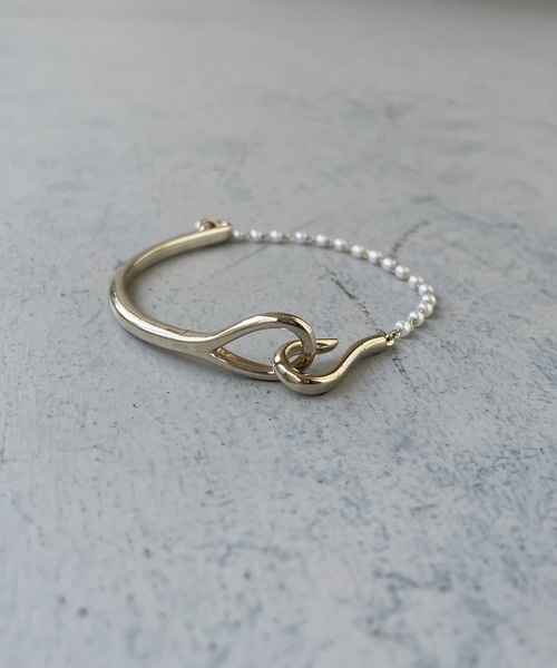 cheriella（シェリエラ）の「【cheriella】パール×メタルブレスレット（ブレスレット・レディース・ゴールド/シルバー・FREE）」の9枚目の写真
