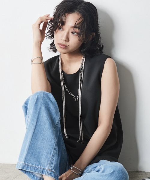 CHIC STYLE（シックスタイル）の「＜大きいサイズ＞ノースリーブブラウス シックスタイル（シャツ/ブラウス・レディース・グレー/ブラック・3L/5L/L/4L/LL）」の15枚目の写真