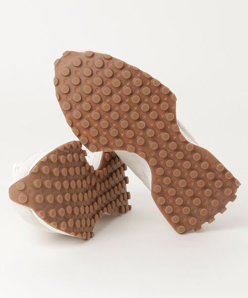 NEW BALANCE(ニューバランス)の「327(スニーカー・レディース・ホワイト・24.0cm/22.5cm/24.5cm/25.0cm/23.5cm/23.0cm)」の5枚目の写真