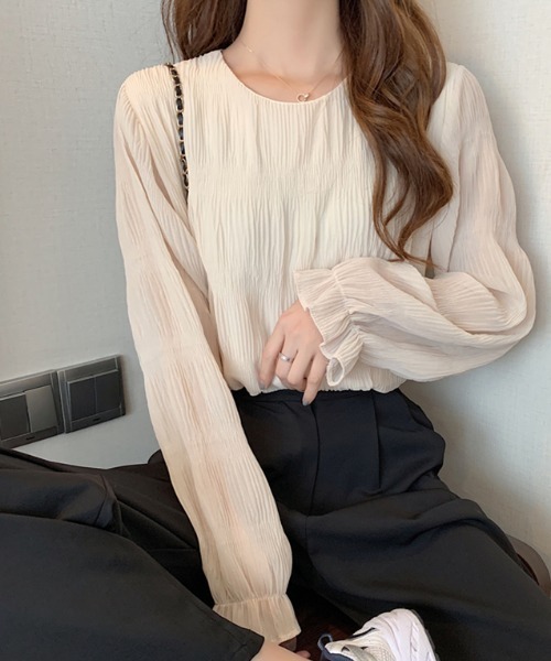 sakishimatokyo（サキシマトーキョー）の「シャーリングデザインブラウス（シャツ/ブラウス・レディース・ライトベージュ/ブラック・FREE）」の5枚目の写真