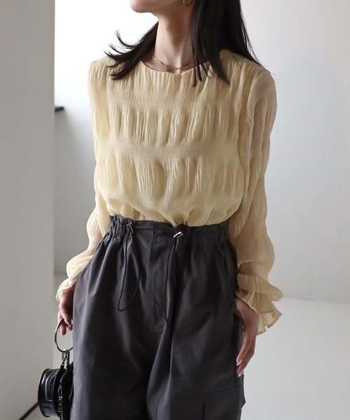 sakishimatokyo（サキシマトーキョー）の「シャーリングデザインブラウス（シャツ/ブラウス・レディース・ライトベージュ/ブラック・FREE）」の15枚目の写真