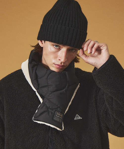 TAION（タイオン）の「【TAION /タイオン】MILITARY REVERSIBLE　SCARF/ミリタリーリバーシブルマフラー（マフラー・メンズ・ブラック系その他/ダークグリーン/カーキ/ブラック/その他1/ネイビー/グリーン系その他2/ダークベージュ・フリー）」の3枚目の写真