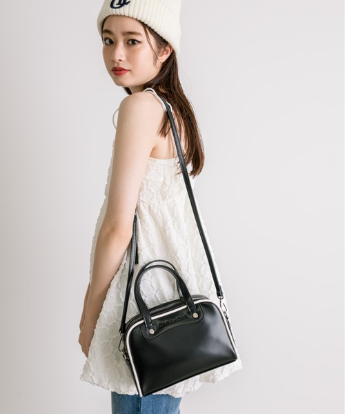 OLIVE des OLIVE（オリーブデオリーブ）の「ミニスポーツバッグ　1032120110（ショルダーバッグ・レディース・ボルドー/ブラック・FREE）」の6枚目の写真