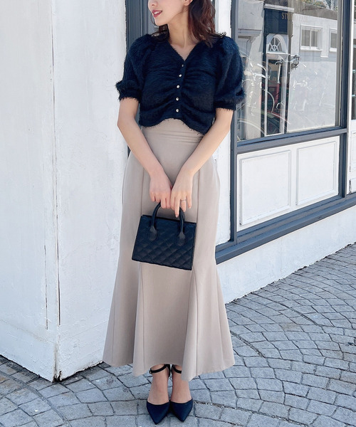 MIIA（ミーア）の「ふわふわシャーリングカーディガン（カーディガン/ボレロ・レディース・ブラック/ベージュ/オフホワイト・FREE）」の13枚目の写真