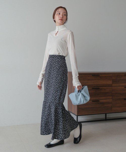 Bab（バブ）の「前後2WAYプチハイカットソー（Tシャツ/カットソー・レディース・ブルー/ブラック/オフホワイト/ブラウン/ライトグリーン・FREE）」の7枚目の写真