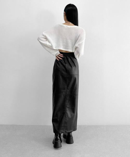 LVEU.(ラブユ.)の「【LVEU.】ロングタイトスカート / ボトムス スカート ロング ミモレ丈 合皮 スリット ブラック チャコール グレー(スカート・レディース・チャコールグレー/ブラック・FREE)」の16枚目の写真