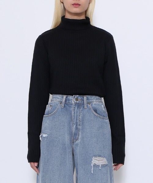 PUNYUS（プニュズ）の「タートルネックニット（ニット/セーター・レディース・ブラック/レッド/オフホワイト・3/2/4/1）」の8枚目の写真