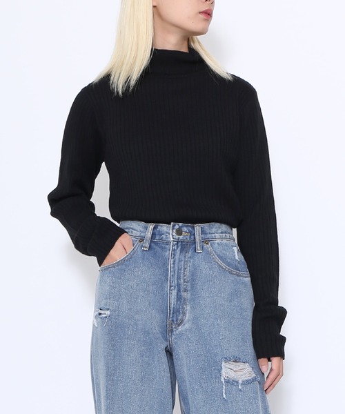 PUNYUS（プニュズ）の「タートルネックニット（ニット/セーター・レディース・ブラック/レッド/オフホワイト・3/2/4/1）」の10枚目の写真